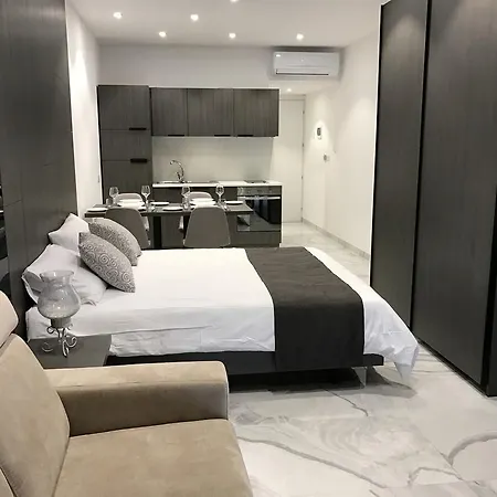 Hub Apartment